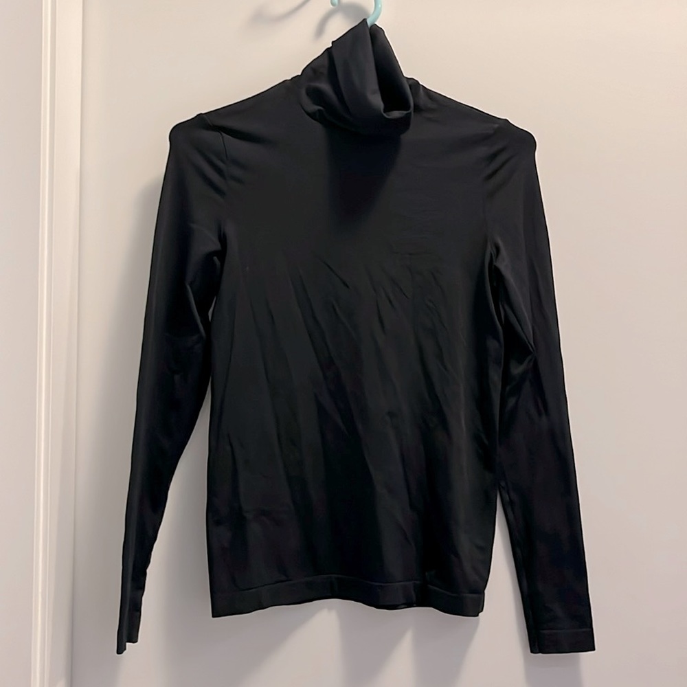 WOLFORD LUXE PULLOVER BLACK